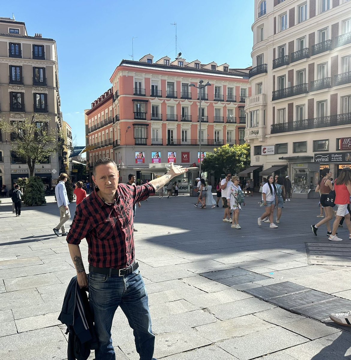 Fermin Muguruza tweet media