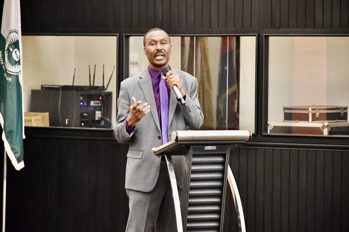 NimdUganda's tweet photo. Maj. General @mugishamuntu giving the keynote address on inclusive and meaningful participation of youth in the highest decision making organs of political parties and government #intergendialogue #youthparticipation
#youthinpolitics @EUinUG https://t.co/q0M1mCYb8d