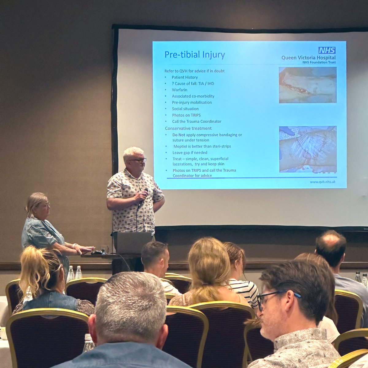 SECAmb Advanced Paramedic Practitioners (@secamb_app) on Twitter photo Great first speaker <a href="/qvh/">Queen Victoria Hospital NHS Foundation Trust</a> team talking us through the assessment & management of wounds ๐ฉน๐ฉธ #burns #plastics #maxillofacial Great first speaker <a href="/qvh/">Queen Victoria Hospital NHS Foundation Trust</a> team talking us through the assessment & management of wounds ๐ฉน๐ฉธ #burns #plastics #maxillofacial