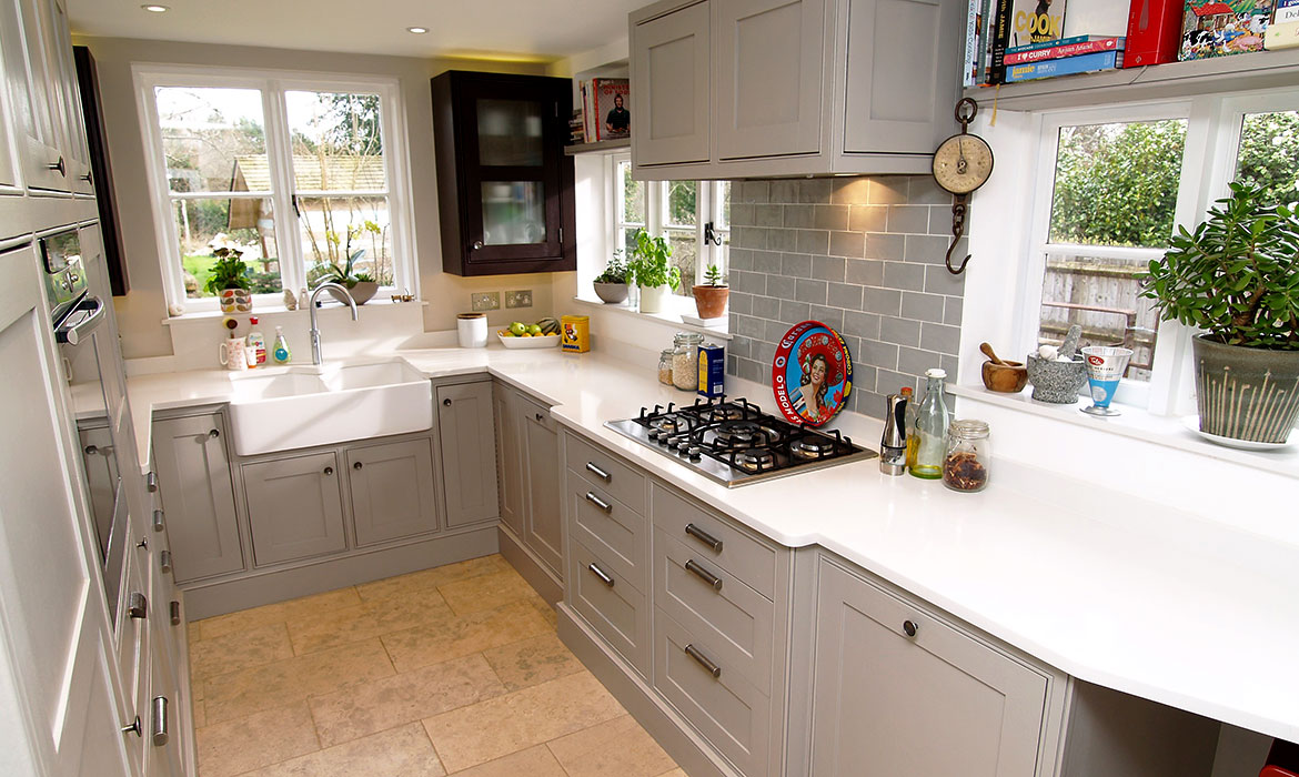 Handmade #kitchens &amp; built in furniture isn't only for the well off with large spaces!
We created this stunning tiny #utilityroom in a small Victorian cottage.
The benefits included clever #storage &amp; space saving ideas!
Get in touch if you'd like a quote
ow.ly/2kAN50So3J4