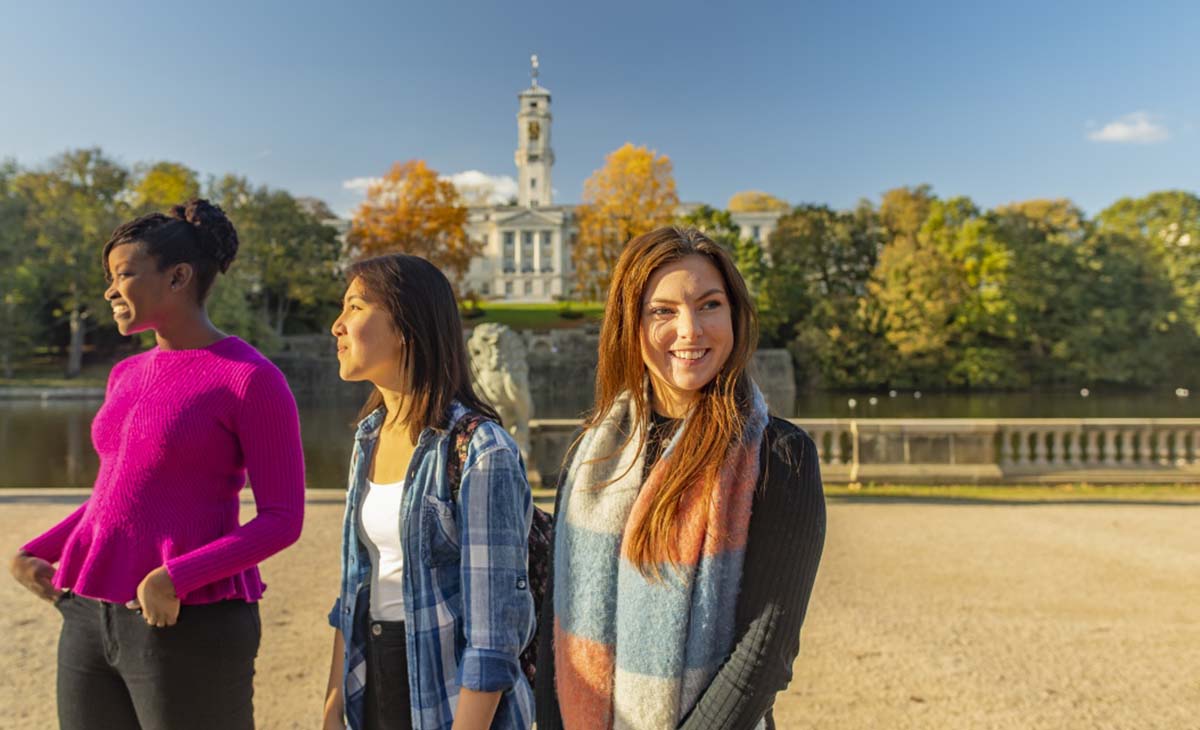 There’s a lot happening over the next couple of months 🗓️...

Make sure you make a note of key dates relating to assessment results, resits, registration, teaching timetables and module enrolment: ow.ly/hiNV50S3QUh