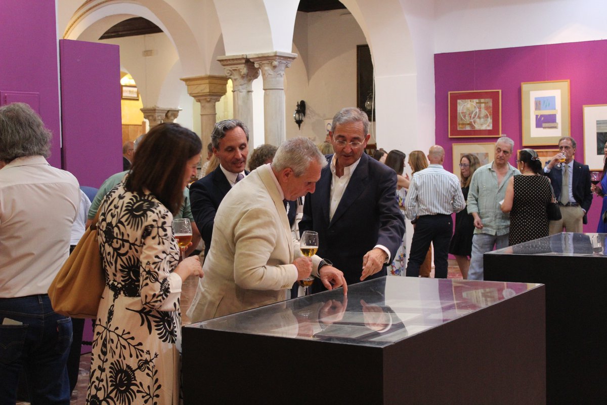 Banco de Alimentos de Sevilla (@b_alim_sev) on Twitter photo Ya está abierta la II Edición Solidaria a beneficio del <a href="/B_Alim_Sev/">Banco de Alimentos de Sevilla</a> ! 🎨🖌️
Puedes visitarla muestra hasta el 30 de junio en la sede de <a href="/cmisevilla/">Círculo Mercantil</a> de 11.00 a 14.00 horas y de 17.00 a 21.00 horas.
➡️shorturl.at/ejOPK
#BancodeAlimentos
#Sevilla Ya está abierta la II Edición Solidaria a beneficio del <a href="/B_Alim_Sev/">Banco de Alimentos de Sevilla</a> ! 🎨🖌️
Puedes visitarla muestra hasta el 30 de junio en la sede de <a href="/cmisevilla/">Círculo Mercantil</a> de 11.00 a 14.00 horas y de 17.00 a 21.00 horas.
➡️shorturl.at/ejOPK
#BancodeAlimentos
#Sevilla