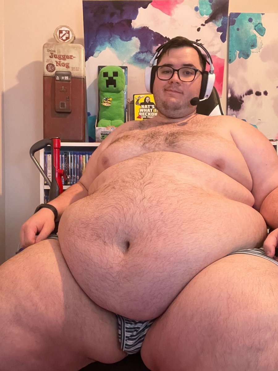 <a href="/abstract_g33s3/">Ben :p</a> Does this one from my Patreon vault make the cut? 😅