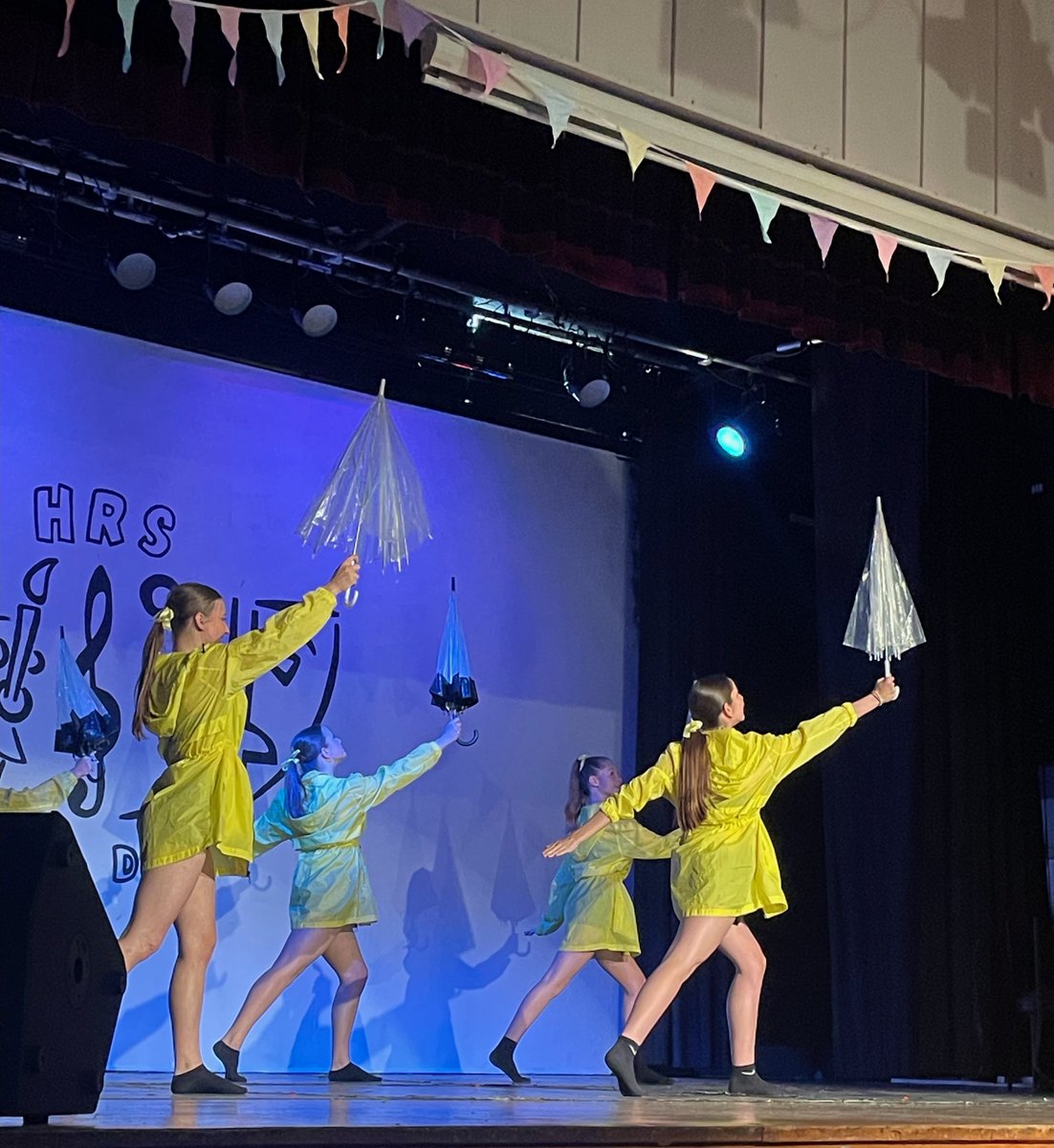 Helena Romanes School tweet media