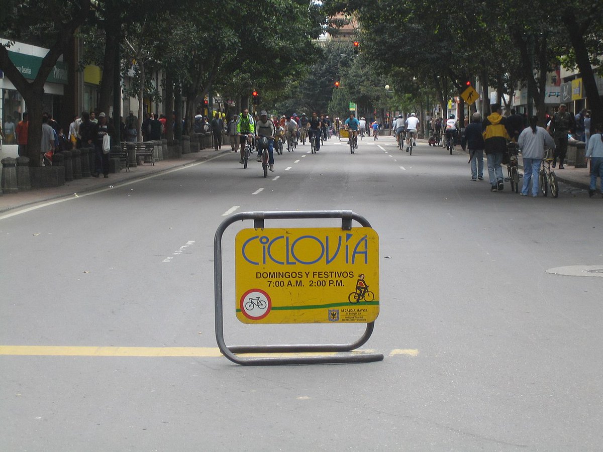From CitiBike in NYC to Bogotá's Ciclovía, both cities are reshaping urban landscapes with pedestrian-friendly pathways and eco-friendly infrastructure. Read more about sustainable transportation in our latest blog post: lnkd.in/gSKn4Fzg