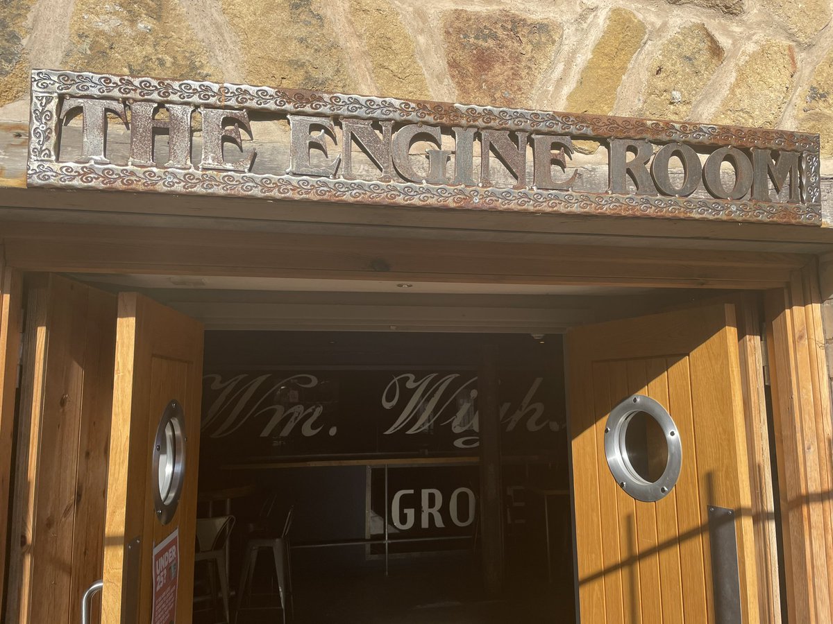 cas_i's tweet photo. Called here at the weekend, great venue in North Shields. Good to see @noredindian https://t.co/G0HbIVV4BA