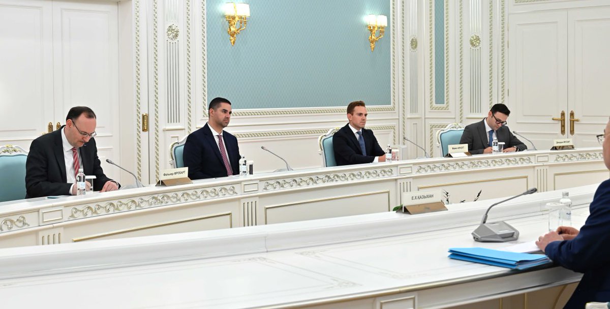🇰🇿🇲🇹 Мемлекет басшысы Мальтаның Сыртқы істер министрі Иан Борчты қабылдады
akorda.kz/kz/memleket-ba…

🇰🇿🇲🇹 Глава государства принял министра иностранных дел Мальты Иана Борча
akorda.kz/ru/glava-gosud…