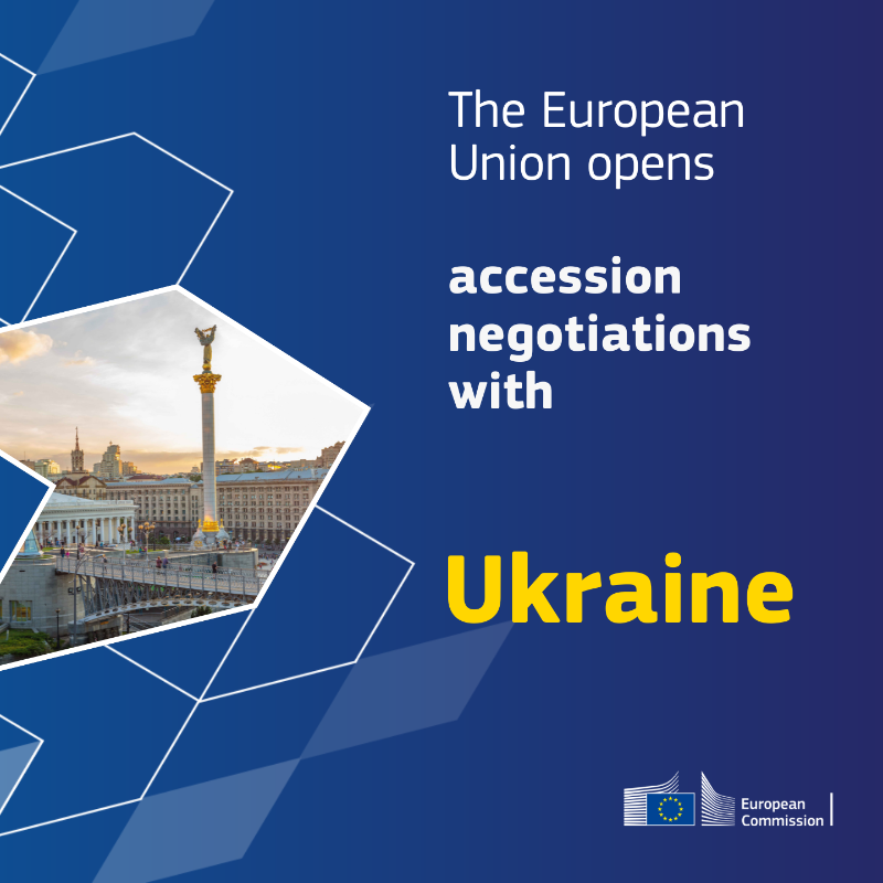 eu_enlargement_'s tweet photo. Today, the 🇪🇺#EU opens accession negotiations with 🇺🇦#Ukraine &amp; 🇲🇩#Moldova!

This is a key milestone on the path towards #EUEnlargement – a challenging journey filled with great opportunities.

Together, we can build a larger &amp; forward-looking Europe 🤝

#StrongerTogether