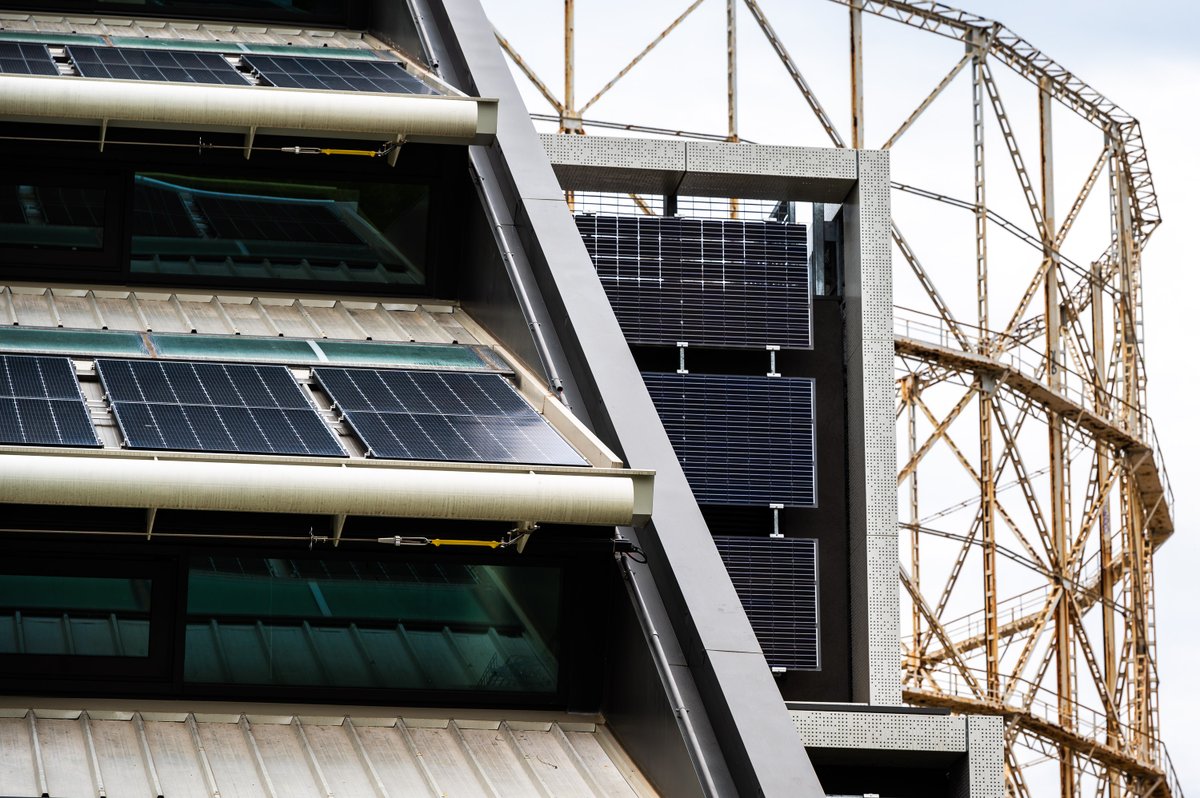 Inaugurato EN:Lab, il nuovo edificio-laboratorio, che fa parte del Dipartimento di Energia (DENG) del <a href="/polimi/">Politecnico di Milano</a>, presso il Campus Bovisa. 

6.000 m2, 4 livelli, 7 laboratori sperimentali su dinamiche di frontiera, zero emissioni dirette.