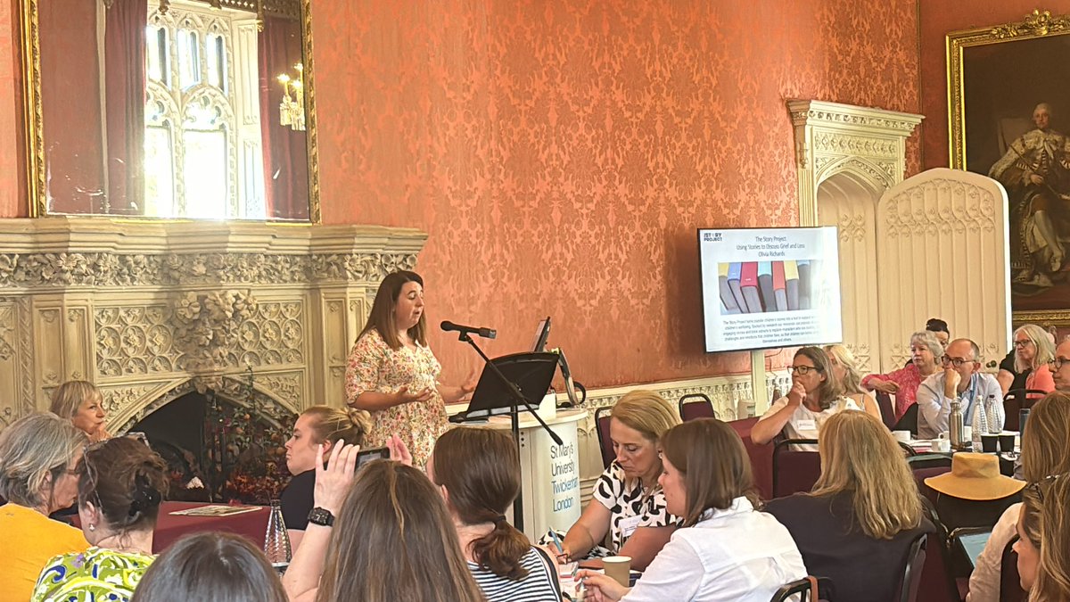 CWEStMarys's tweet photo. Olivia Richards from @story_projectUK encouraging our delegates to demystify abstract concepts around death and loss through the use of quality stories. #BereavementEd (@alligatorsmouth have brought a great selection to look at in the room!) https://t.co/ryx5vdppSd
