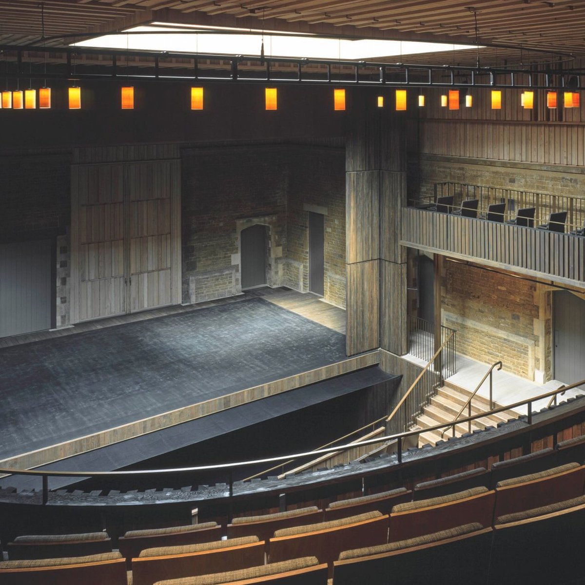 From page to stage...

Check out this quick sketch (done in the dark!) of our theatre by simonjohenley ✍️

🎟 nevillholtfestival.com/whats-on