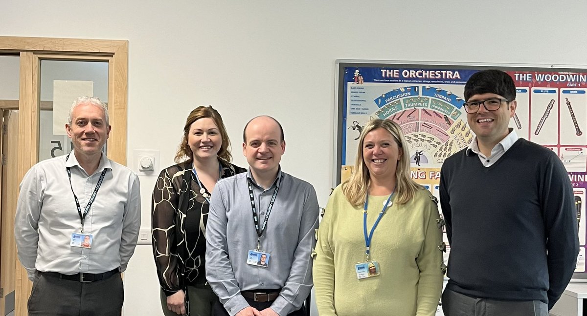 music_carrick's tweet image. Last Tuesday with the Dream Team as we wish @swalkermusic all the very best @MarrColMusic (look after him, please!) Thank you for your 15 years of hard work and dedication @Carrick_Academy We will miss you! 
@SAMusicService @AbrahamClarinet @GavinGavinwelsh 
🎺🎵🌟