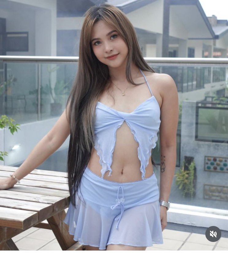 KarLia66370633's tweet photo. ang gandang binibini🧡🧡🧡 https://t.co/FXQLhN2JrV