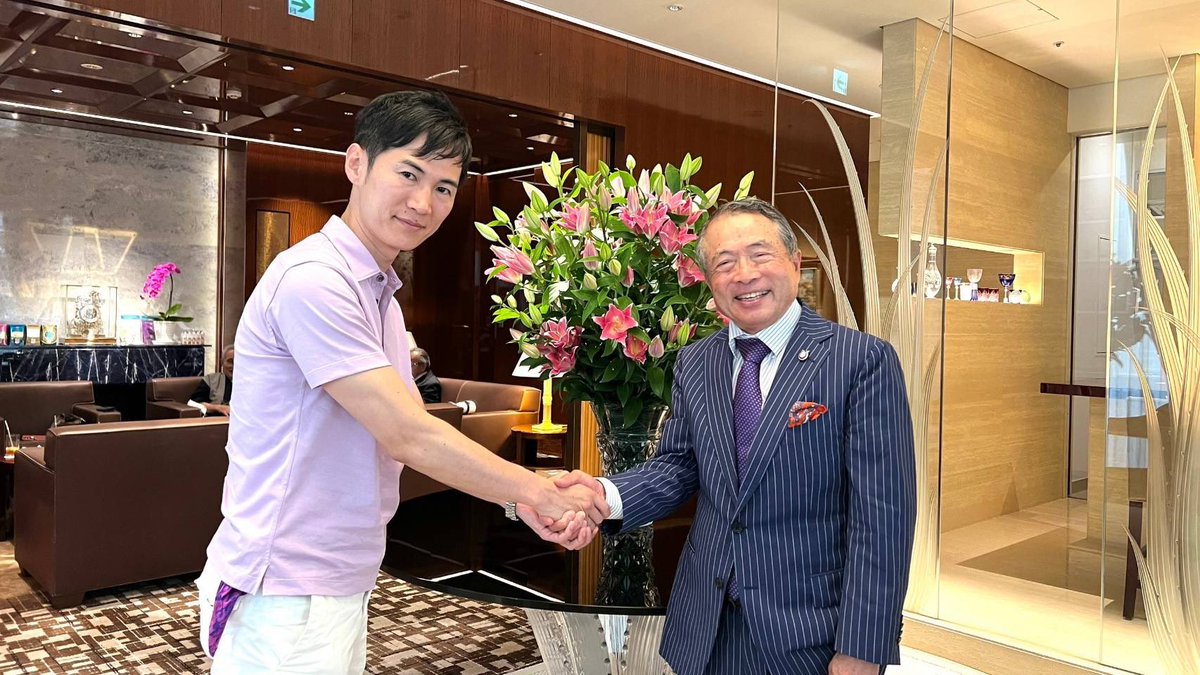 ishimarukoenkai's tweet photo. 【速報】石丸さんに新たに強力な応援者！KDDI創業者の千本倖生様から力強い激励をいただきました。ありがとうございます！

#石丸伸二 #東京を動かそう #東京都知事選挙 #東京新時代 https://t.co/l1sHPOXBDv