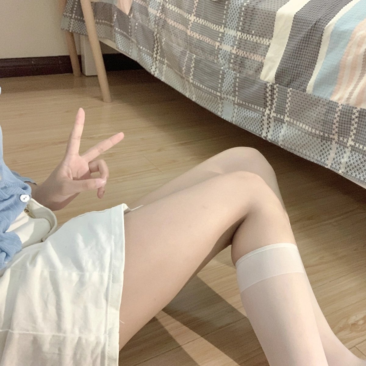 又纯又欲！无法抗拒！蓝配白yyds！！ https://t.co/VEgNTopILg