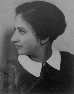 17.07.1919|Eva-Brigitte Marum was born in Karlsruhe. In 1934 she emigrated from Germany to France. Caught in a street round-up in January 1943 she was later deported from Drancy to the German Nazi extermination camp in #Sobibór. Eva was murdered in the gas chamber on 30.03.1943.
