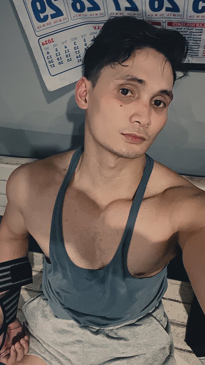 john78922379's tweet photo. 🥵🥵🥵🥵 https://t.co/wJ0xVeeZ6K