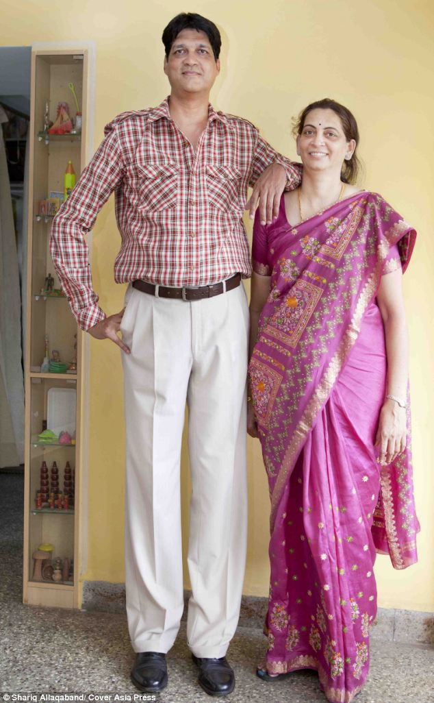 lalitforweb's tweet image. India&apos;s tallest family with a combined height of 26ft hope to set a new world record #pune