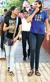 lalitforweb's tweet image. India&apos;s tallest family with a combined height of 26ft hope to set a new world record #pune