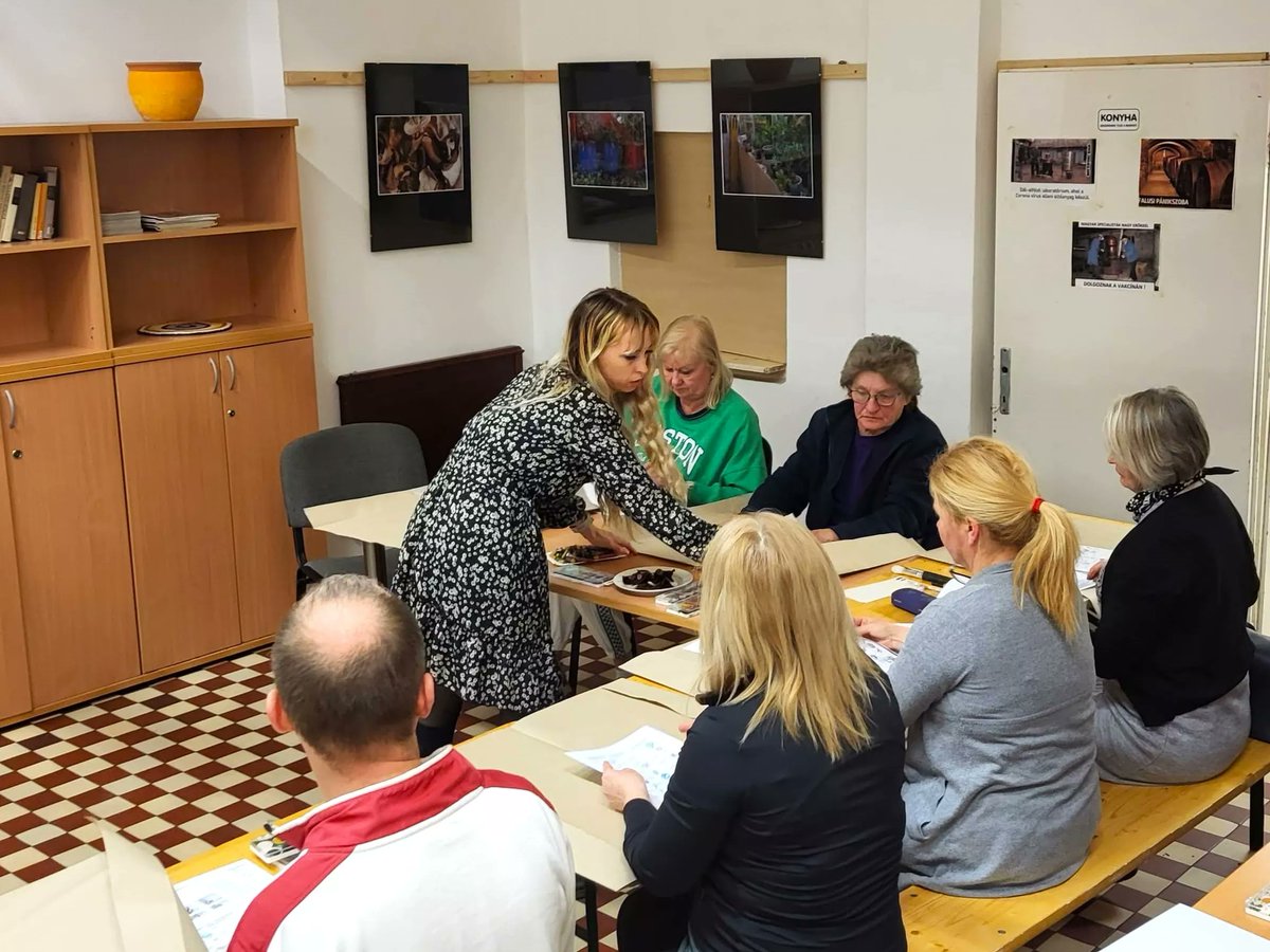 EAEA (@eaea2020) on Twitter photo A workshop in Pécs, Hungary, showed that #gardening and #ArtTherapy can be combined successfully to foster learning about sustainable lifestyles.
The workshop was part of #GreenTale #ErasmusPlus project, where EAEA is a partner. Read more on <a href="/EPALE_EU/">EPALE - Adult Learning EU</a>!
epale.ec.europa.eu/en/blog/transf… A workshop in Pécs, Hungary, showed that #gardening and #ArtTherapy can be combined successfully to foster learning about sustainable lifestyles.
The workshop was part of #GreenTale #ErasmusPlus project, where EAEA is a partner. Read more on <a href="/EPALE_EU/">EPALE - Adult Learning EU</a>!
epale.ec.europa.eu/en/blog/transf…