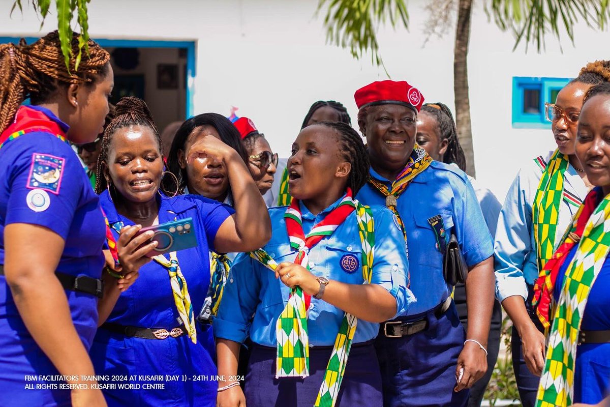 Burundi Girl Guides tweet media