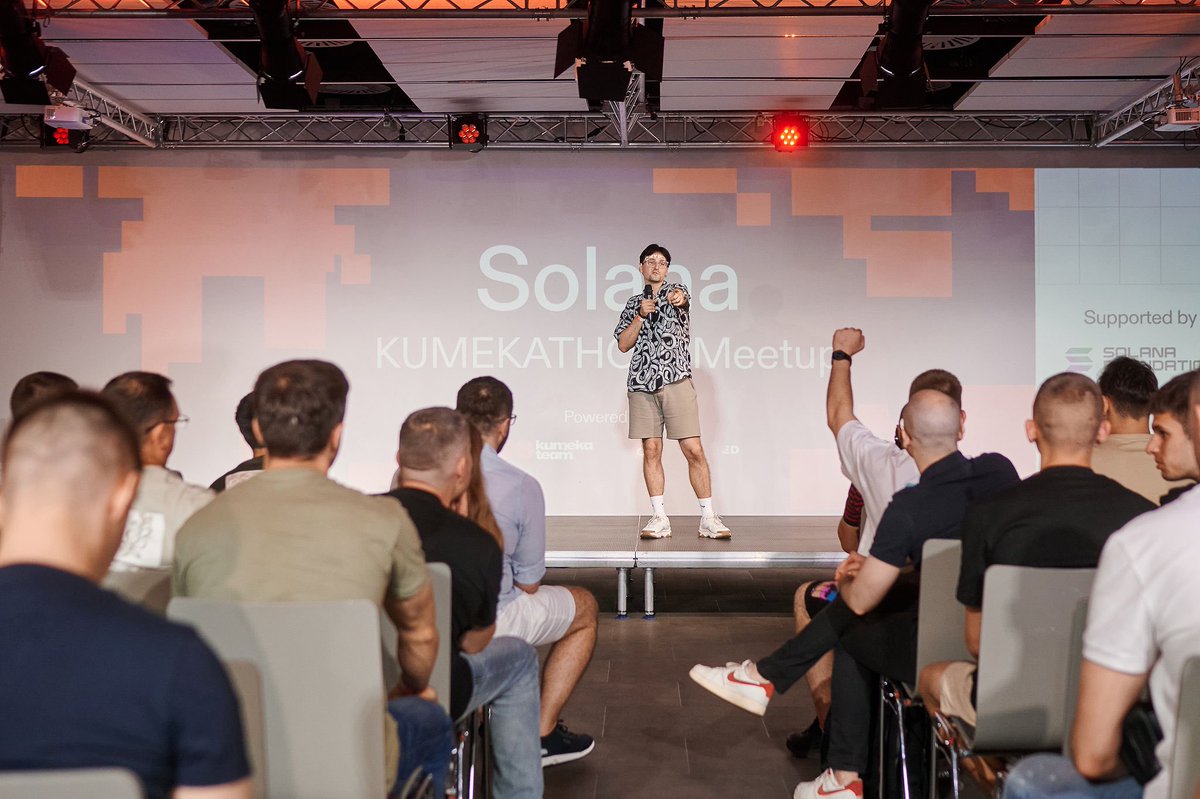 Connector tweet media