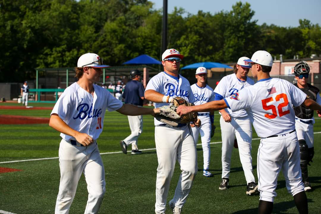 It's All Star Night at UALR! 

Come watch the best from all 6 teams compete in one 9 inning game tonight at Gary Hogan Field. 1st Pitch at 6pm!