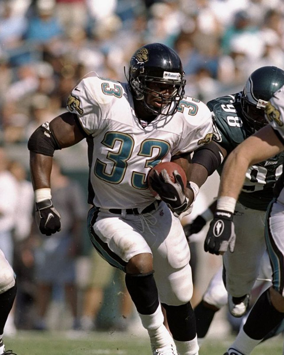 SleeperJaguars's tweet photo. October 12th 1997 James Stewart had one of the best games ever for a #Jaguar

😱 5 Touchdowns
📏 102 Rushing Yards
🏃 15 Attempts
🧙‍♂️ 42.9 PPR FPts

Jags would go on to beat the Eagles 38-21 https://t.co/oHBEZbzYck