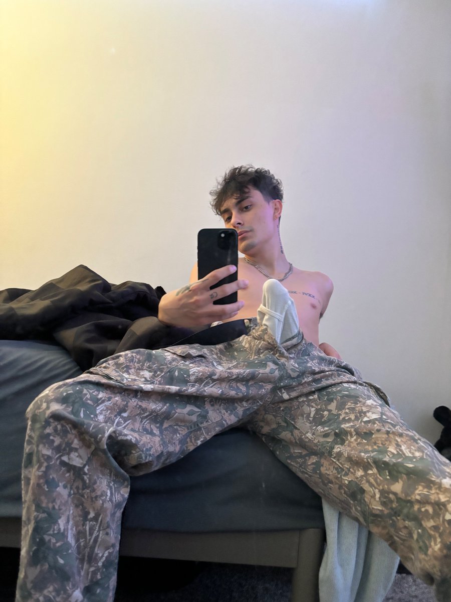 k e e d i tweet media