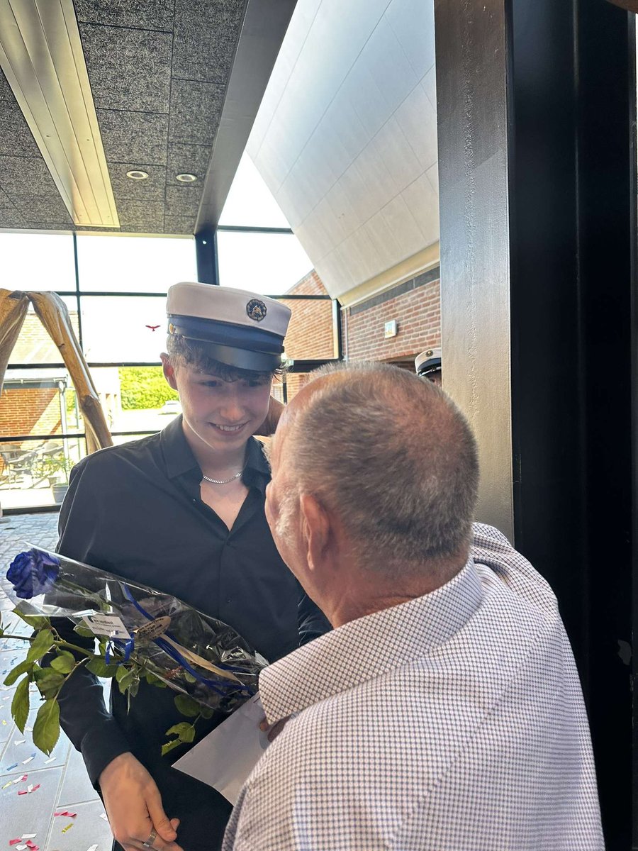 Daniel Albæk Andersen tweet media