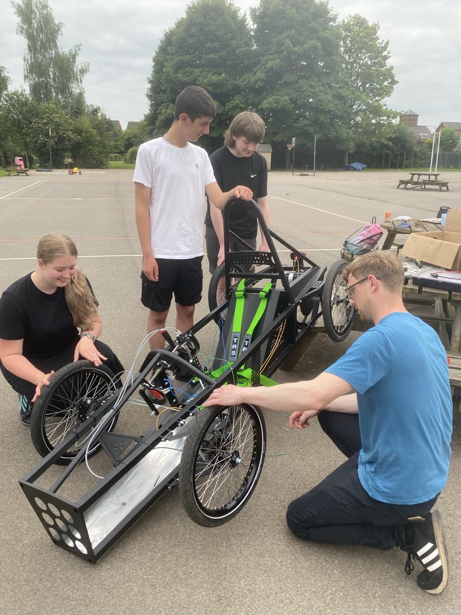 Sarah Tate tweet media