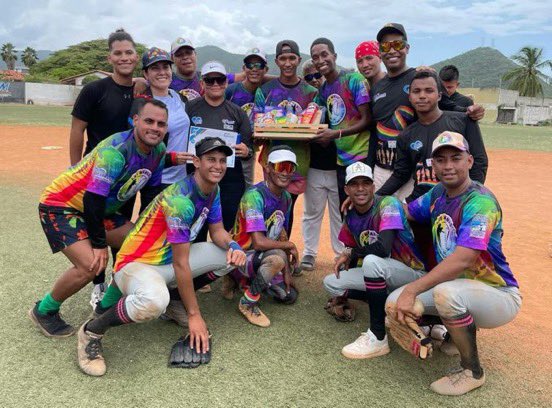 apuertocabello's tweet photo. Con éxito fue realizado este domingo #23jun el segundo Triangular de Sóftbol Sexodiverso 2024, en Puerto Cabello, seguiremos fomentando el respeto, la igualdad, tolerancia, inclusión y aceptación.

Gracias @JCbetancourt72 @MaDanielaDiaz31 https://t.co/EqrJawxC4n