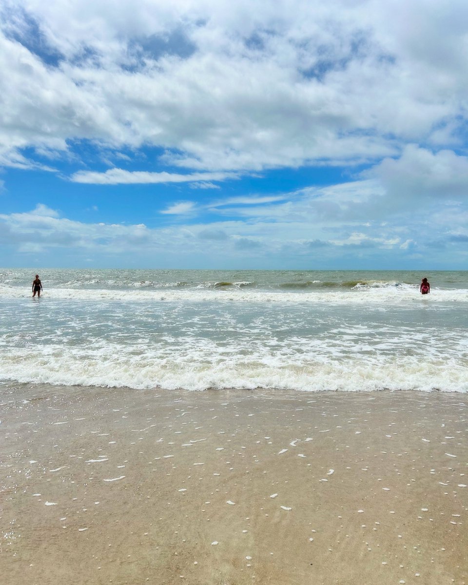 BeimaxCreates's tweet photo. Spent the weekend in Hilton Head with family friends. 5 stars. 10/10. Highly recommend. 😊🏖️ https://t.co/W99DpgM6Fx