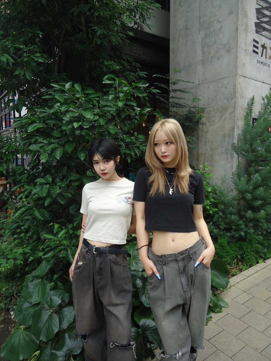 9090 (@9090_store) / X 9090 (@9090_store) / X