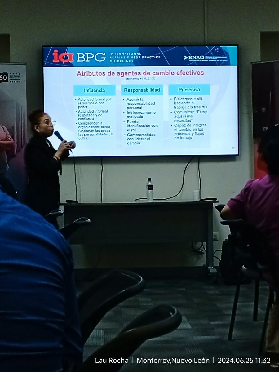 Laura Rocha tweet media