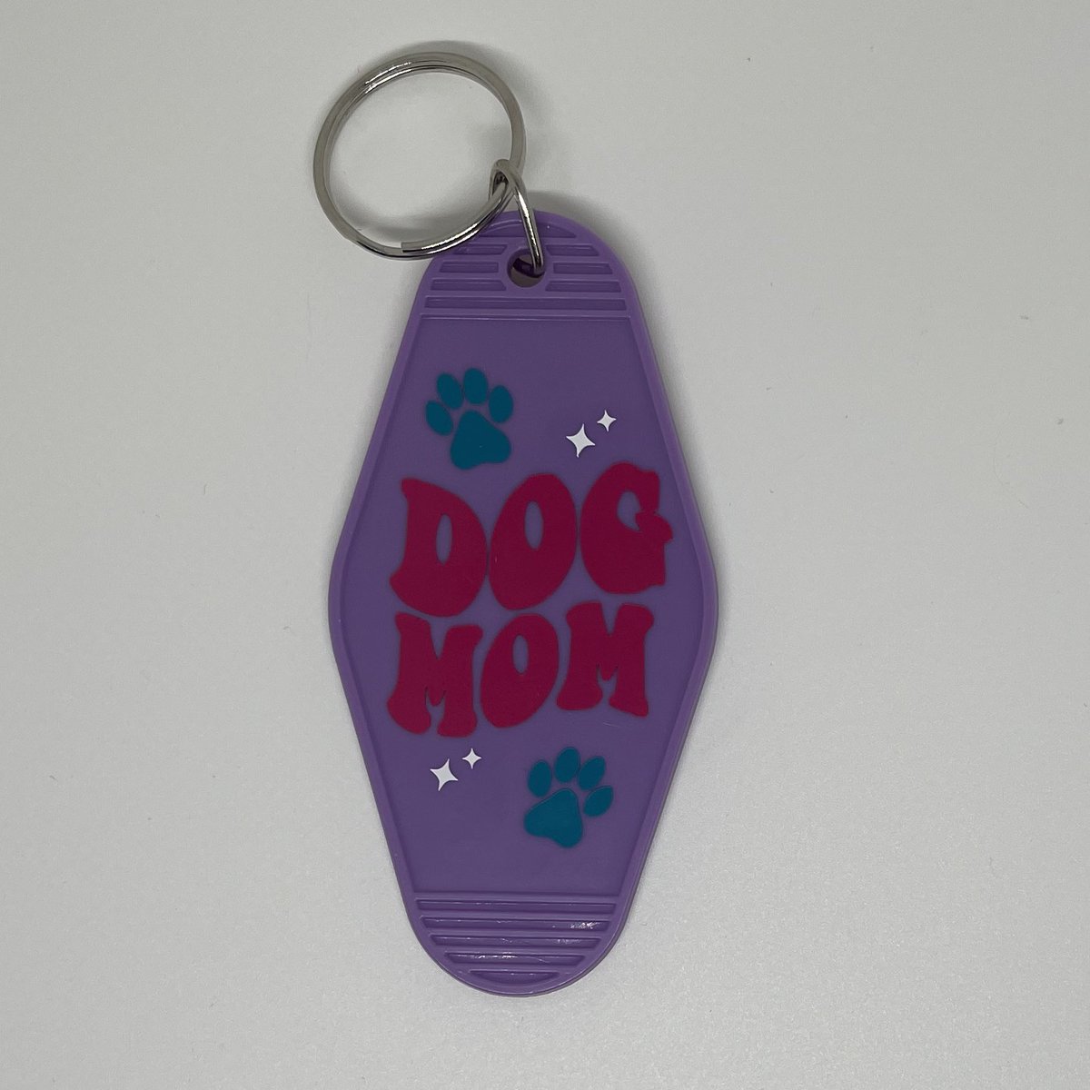 alyssageorgeann's tweet photo. I’m poor, someone pls buy a keychain from me 💀 $10 https://t.co/jTQA2rbGsZ