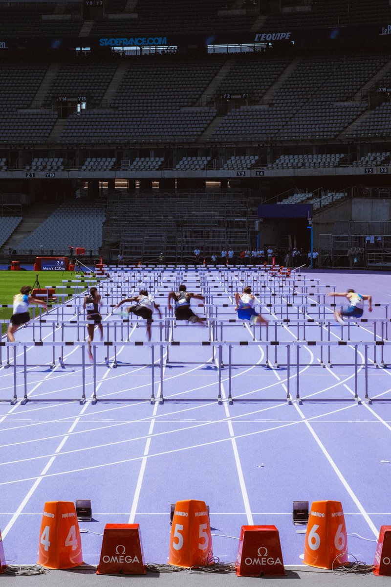First athletes on the purple track! 💜

The Stade de France hosts a full day of operational testing. Every event and every race is tested: throws, jumps, sprints, middle-distance, long-distance, and even relays!
The Games are getting closer, get ready. Grab your tickets: