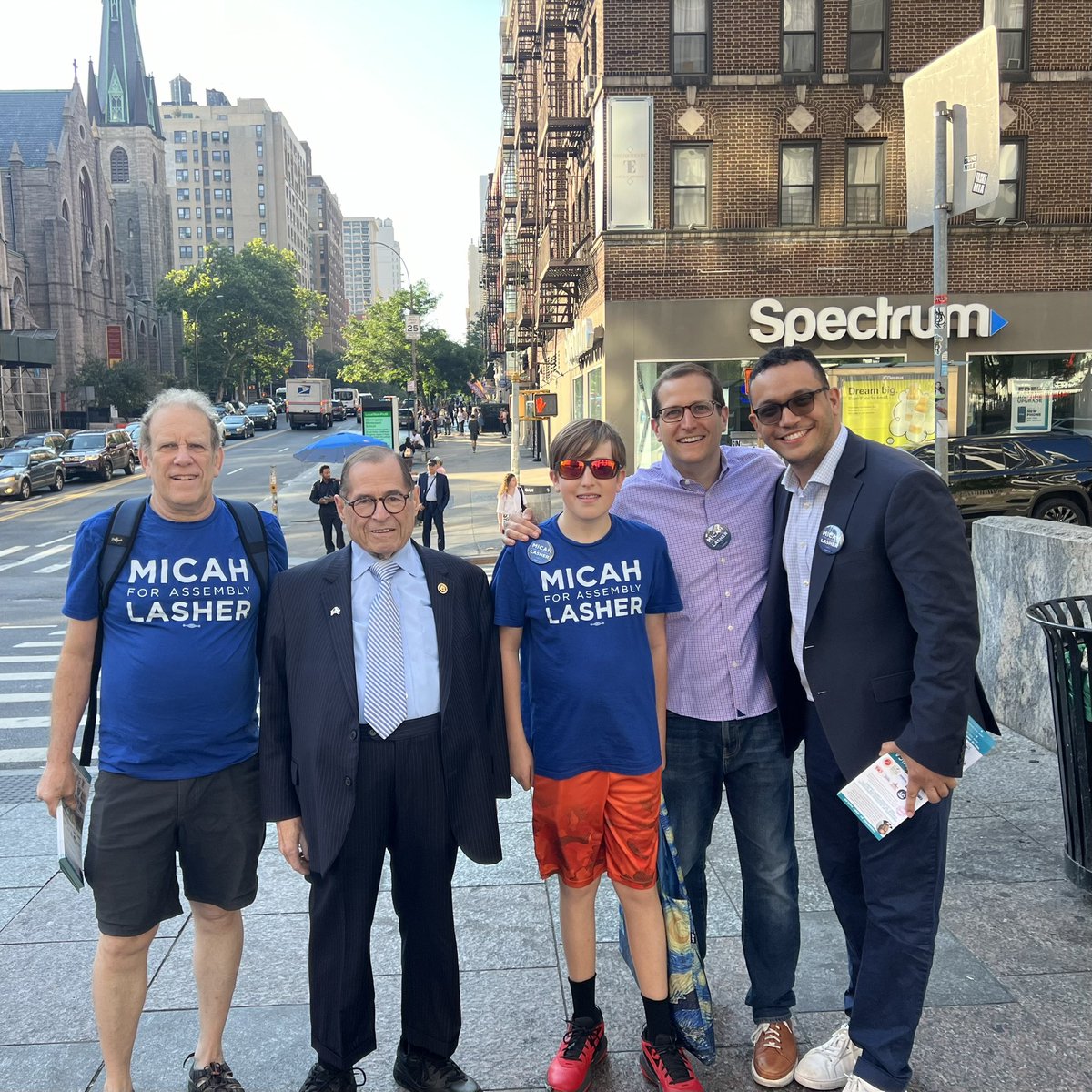MicahLasher's tweet photo. Strong start to the day at the subway and at PS 75 with @JerryNadler, @MarkLevineNYC, and @ShaunAbreu. Nate is out and so are my friends Ira and Marguerite (among many others)! https://t.co/yBioOgZGH2