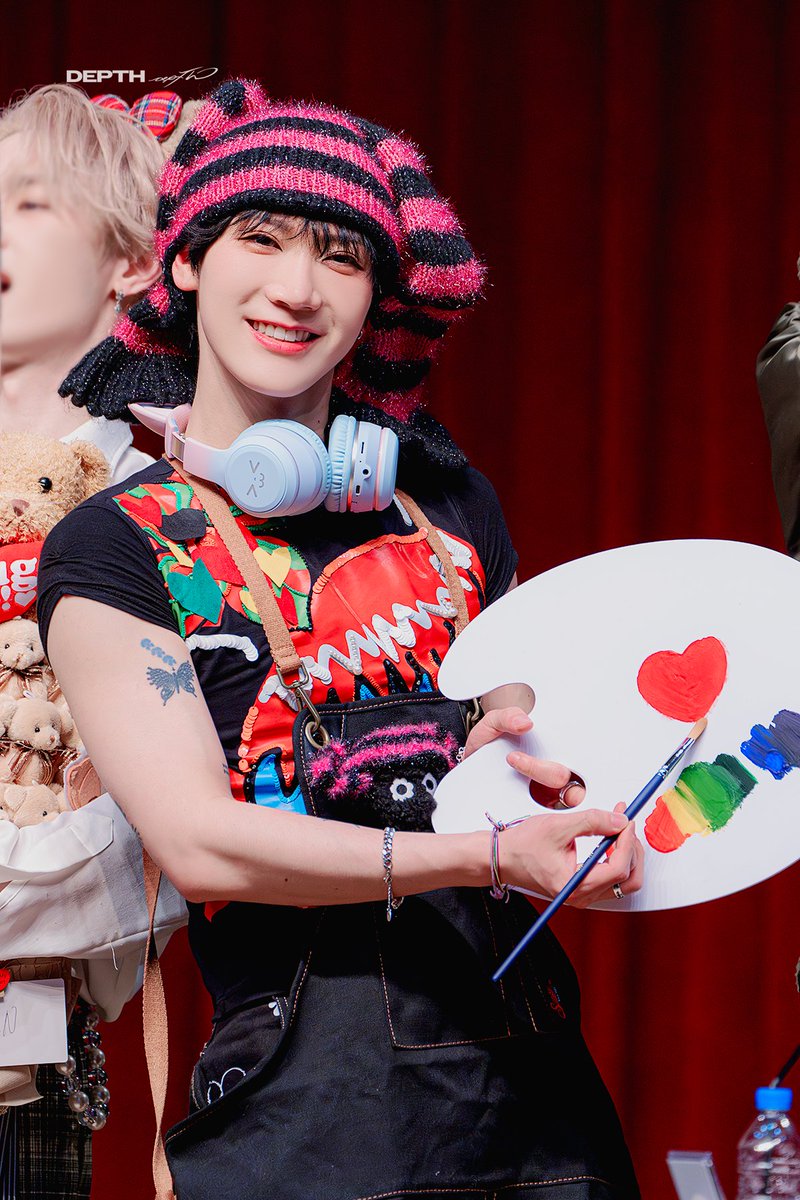 240607 HQ

데뷔 3000일 축하해 사랑해😍

#WayV #威神V
#TEN #텐 #เตนล์ #李永钦 #テン