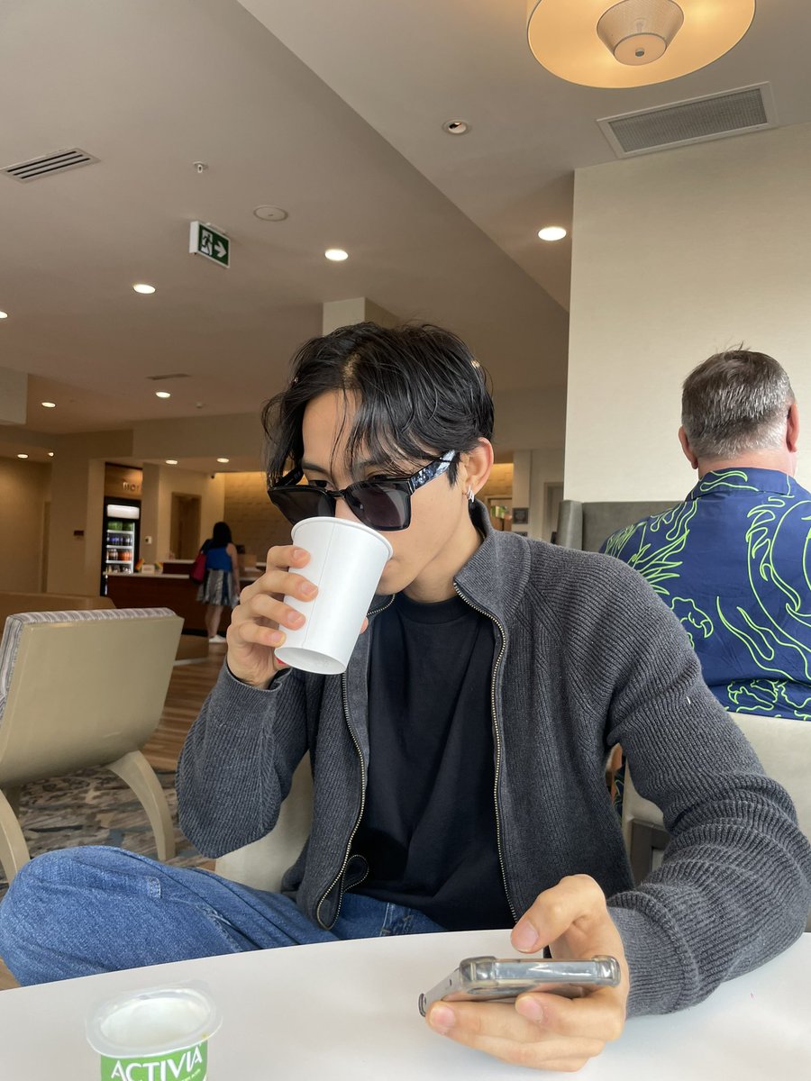 Official_ALAMAT's tweet photo. Breakfast time. 🤎

Kamusta kayo Magiliw? 
#ALAMAT https://t.co/7TwsKIhIDq