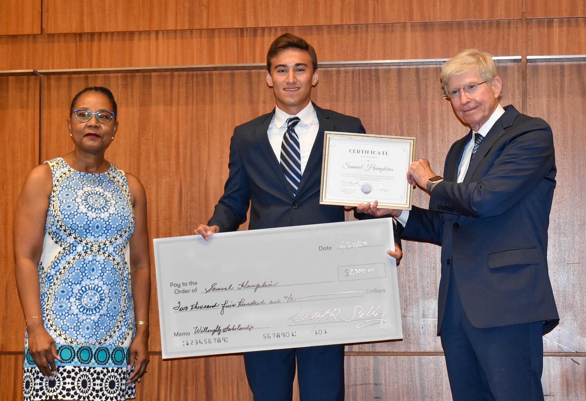 Congrats to senior Sam Humphries who was awarded the Mitchell M. Willoughby scholarship (greatercolacrc.org/mitchell-m-wil…) and was recognized at their luncheon last Thursday.  Sam will be attending William and Mary in the fall.