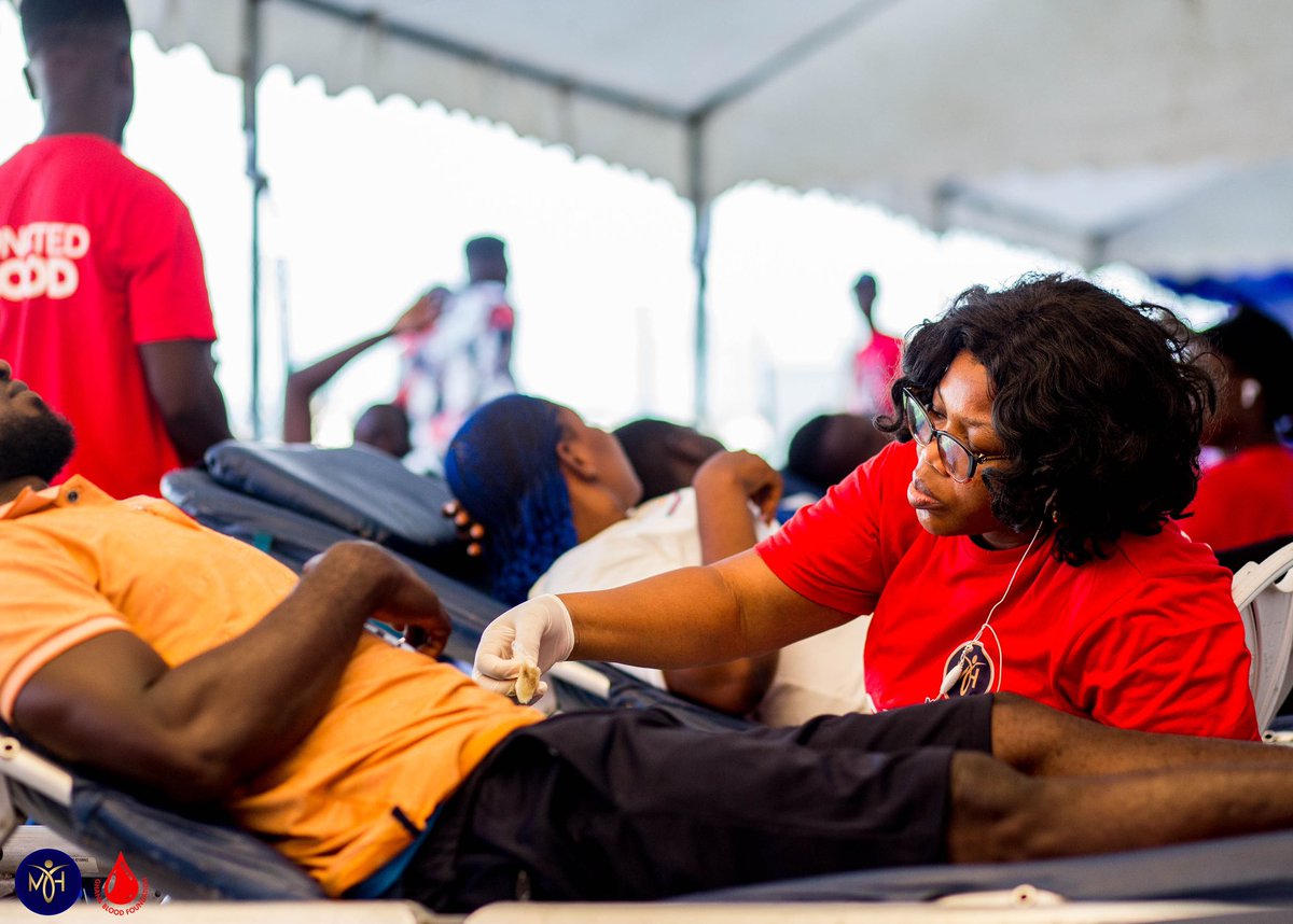 MTH_Coloproctol's tweet image. A little throwback to our recently ended blood donation drive. It was beautiful seeing you all come out to donate in support of life! Every life matters, and the little we can do goes a long way in ensuring that. #blooddonation #mwintuba #bloodislife #everylifematters