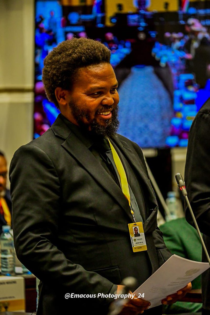 I am so happy for this man. Tweet if you are as happy as me, shut up if you are not.