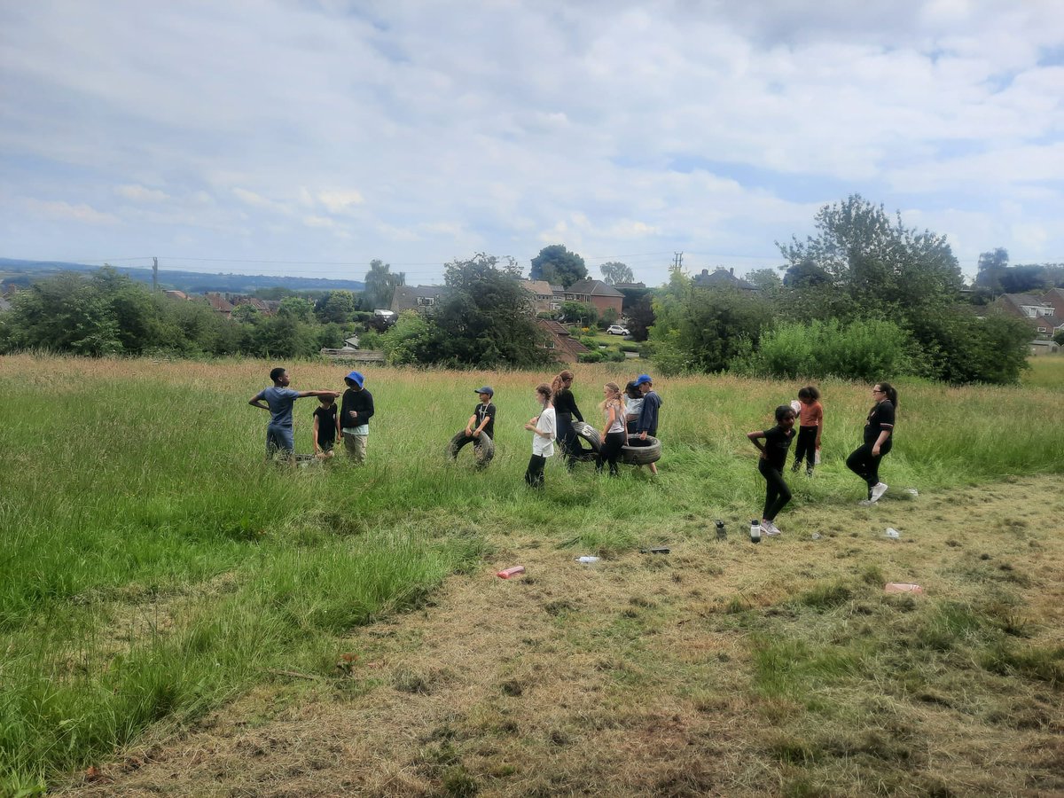 We’re all having a great time doing Team Building activities in the sunshine ☀️❤️😁