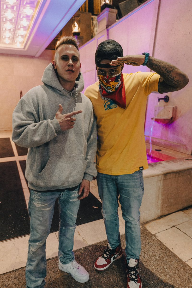 My new page and media company <a href="/grnroomcom/">grnroom</a> profiles the intersection between cannabis and hip-hop

I’d appreciate if you’d give the page a follow and stay tuned to some exciting content with <a href="/WakaFlocka/">Waka Flocka Flame 🔥</a> <a href="/DJWhooKid/">WHOO’S HOUSE podcast</a> and more 🍃