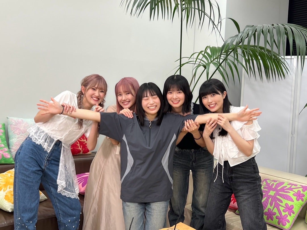 ハロプロ 集合写真 52枚 まとめ売り 61SsyeOSRfL._AC_SY200_QL15_.jpg