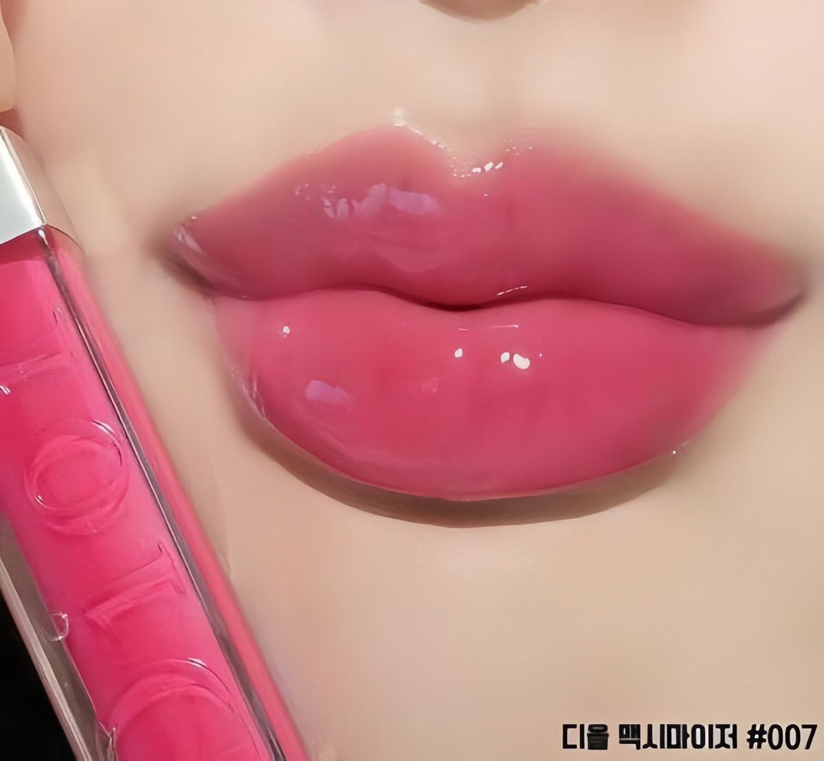 usedby_february's tweet photo. DIOR ADDICT LIP MAXIMIZER 007 RASPBERRY 95%เลยค่ะใช้น้อยมากสีชมพูกลอสๆใสๆน่ารักมากหยิบใช้ได้ทุกวันเลยค่ะ 500รวมส่ง
#ส่งต่อสกินแคร์ #ส่งต่อคสอ #ส่งต่อคสอมือสอง #ส่งต่อเครื่องสำอาง #เครื่องสําอางค์มือสอง #สกินแคร์ #ลิปdior #ลิปchanel #เครื่องสำอางมือ2 #ส่งต่อลิปสติก #คสอมือ2 https://t.co/zFOA0x1xFz