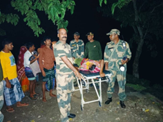 sandra_bharati's tweet photo. Saluting the #BraveBordermen of 45 Bn #AlertBSF for their quick response in rescuing a seriously ill lady from Char Borer alga village.
Their dedication is an inspiration to all. #SavioursOfHumanity https://t.co/fxr0winPfw