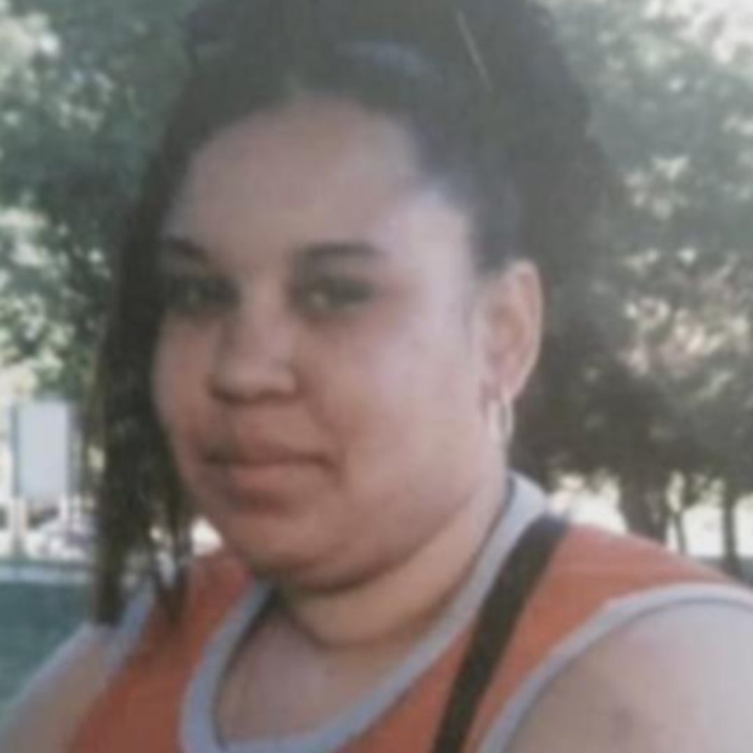 A woman’s murder went unsolved for years. An anonymous letter sent to police gave chilling details of the crime, but would it actually solve the case? 

Listen now: link.chtbl.com/AoMsocial