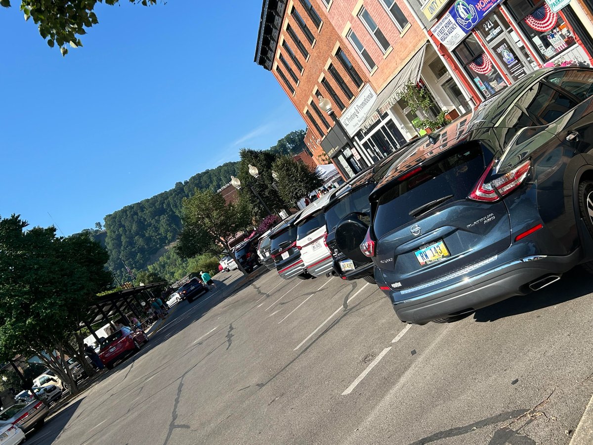 Unity1_HHC's tweet image. Exciting news from Unity 1! We're fortunate to share Market Street with the local farmer's market. Join us Tuesdays and Saturdays at 9am—shop till supplies last! Swing by our store on Tuesdays—we're open and ready to see you

#PortsmouthOhio #Ohio #FarmerMarket #Local #HealthAide